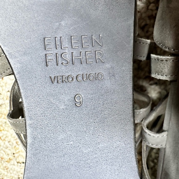 Eileen Fisher Vero Cuoio Caged Suede Wedge Sandals Womens 9 Gray Heel Zip Up - Picture 8 of 10